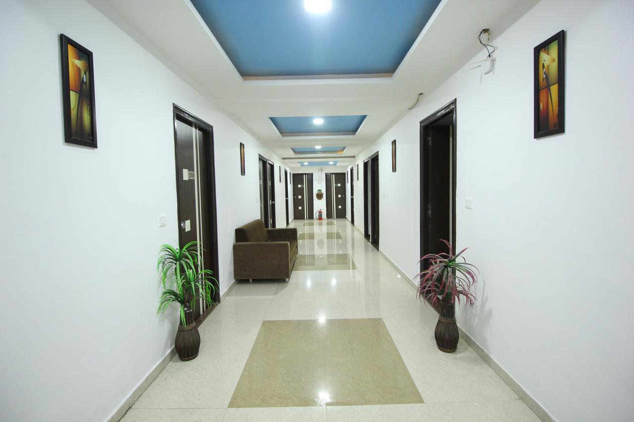 Hotel Hillton Gandhinagar Exterior photo