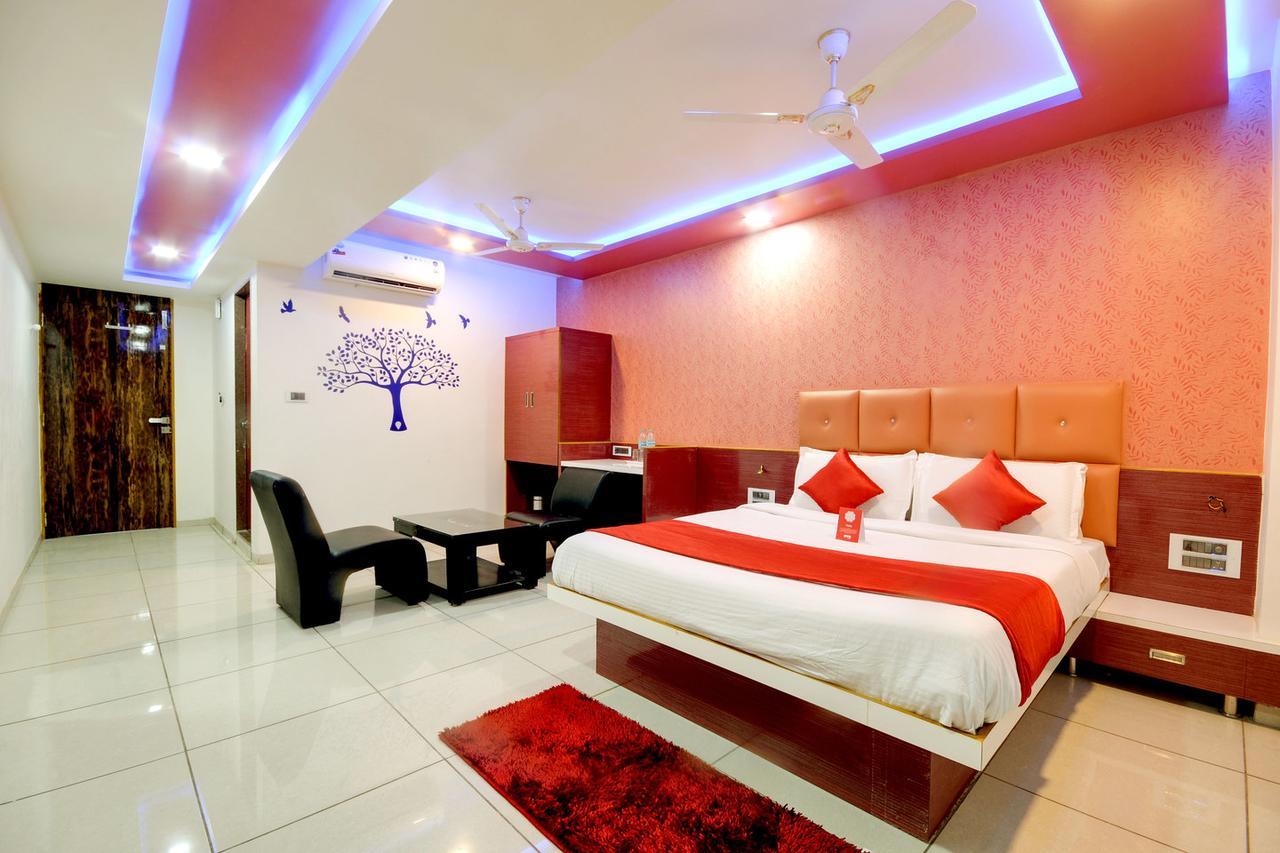 Hotel Hillton Gandhinagar Exterior photo